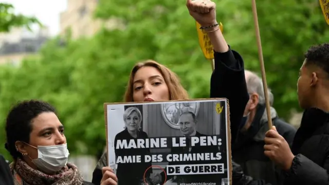 подруга злочинців