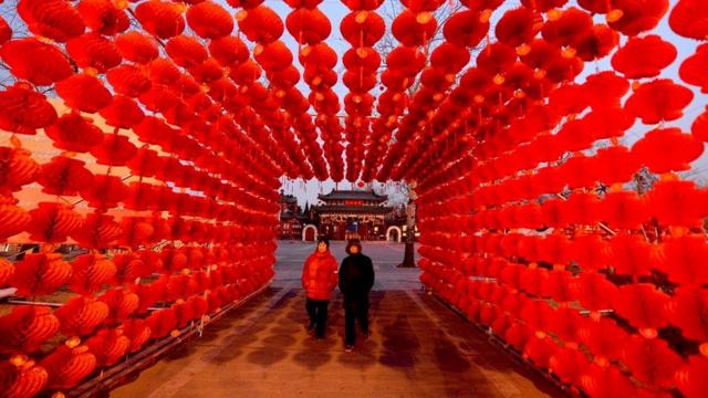 Во время китайского Нового года одиноким людям особенно сильно хочется найти себе спутника жизни