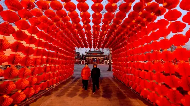 Во время китайского Нового года одиноким людям особенно сильно хочется найти себе спутника жизни