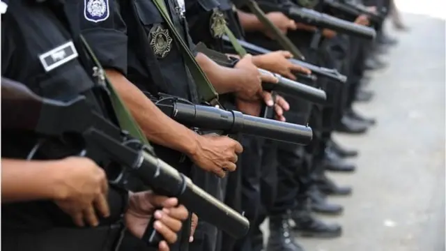 আইন শৃঙ্খলা রক্ষাকারী বাহিনী