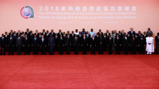 African Leader dey poseon Monday wit China Presido Xi Jinping for Beijing
