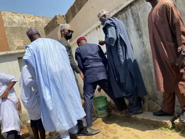 Sani Dangote burial pictures: Aliko Dangote brother funeral for Kano
