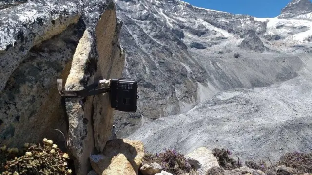 गौरीशंकर क्षेत्रको रोलवालिङ उपत्यकामा जडित 'क्यामेरा पासो'