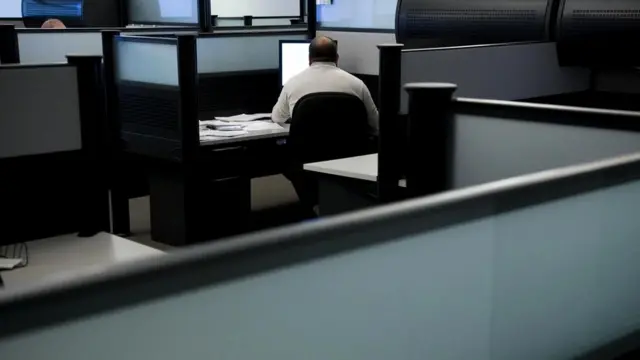 Идея 40-часовой рабочей недели становится все менее популярна в развитых странах. Как скоро стандартом станет четырехдневная рабочая неделя?