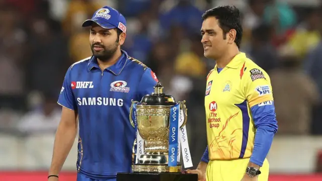 రోహిత్ శర్మ, ధోని