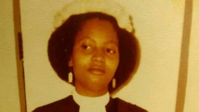 Ta yi karatunta na lauya bayan ta yi aure