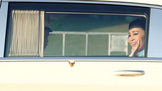 สมเด็จพระนางเจ้าฯ พระบรมราชินี