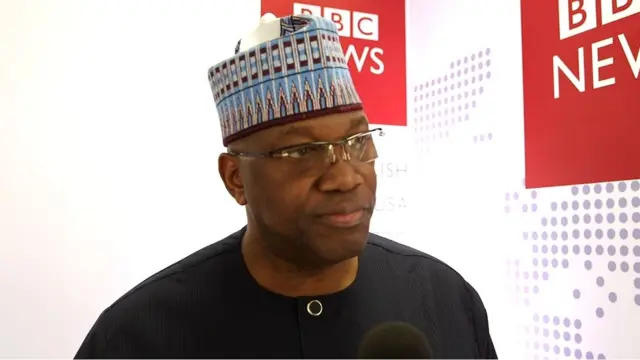 Oga agba ileeṣẹ amohunmaworan Channels, John Momoh naa pẹlu nibi ayẹyẹ yi