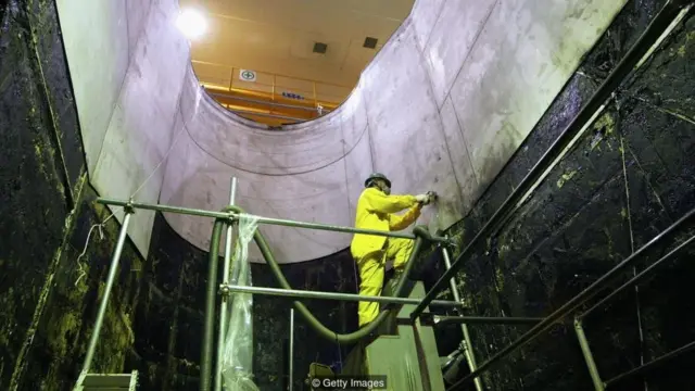 न्यूक्लियर प्लांट