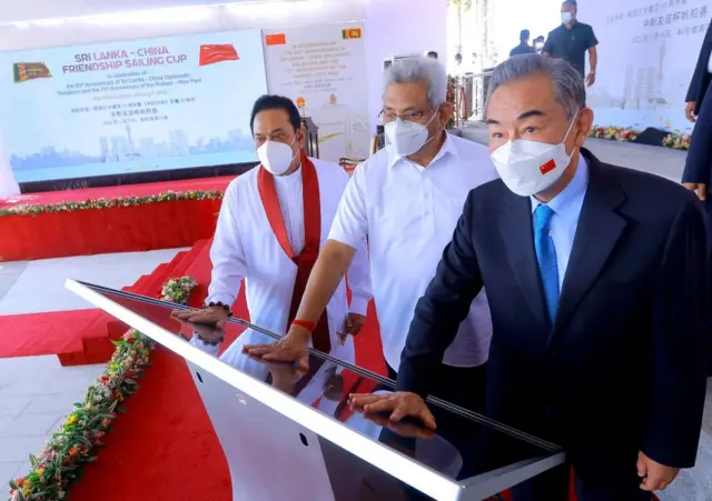 Mahinda, Gota, Wang Yi