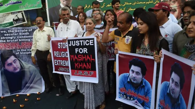 मशाल खान खुनाच्या निषेधातील निदर्शने