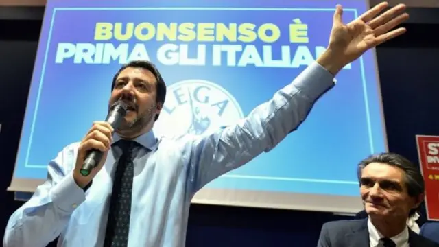 لیگ، که قبلا حزب لیگ شمالی (لگا نورد) نامیده می شد