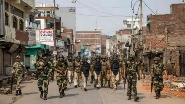 پولیس کی گشت