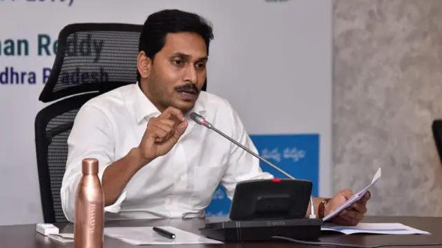 రాష్ట్ర ప్రయోజనాల కోసం పోరాడండి- ఏపీ సీఎం