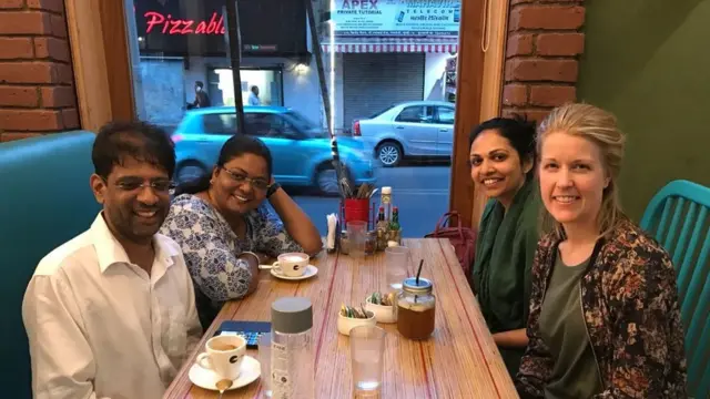 स्वीडन, भारत, सुरत, मातृत्व