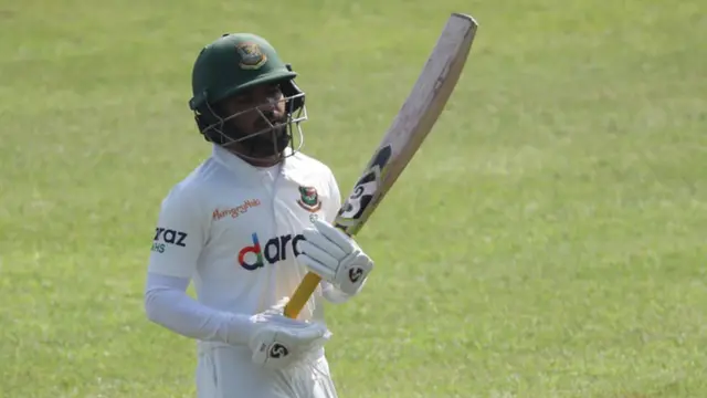 বাংলাদেশের টেস্ট অধিনায়ক মমিনুল হক