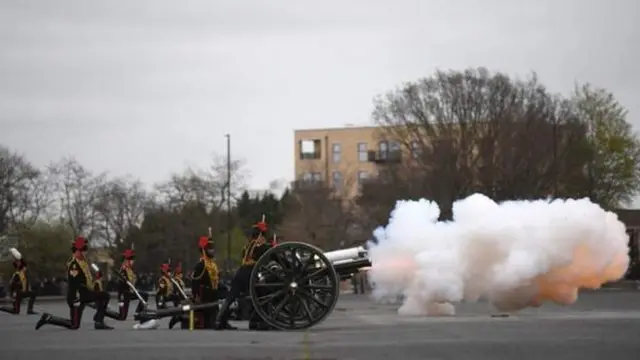 توپوں کی سلامی