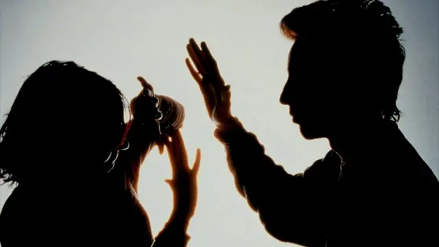 घरेलु हिसा