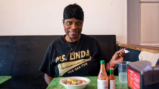 Прозванная "Госпожой Якамейн" Линда не представляет, как можно готовить это острое блюдо без мяса аллигатора