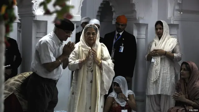 ਡਾਕਟਰ ਮਨਮੋਹਨ ਸਿੰਘ, ਗੁਰੂ ਨਾਨਕ, ਗੁਰਦੁਆਰਾ ਨਾਨਕਸ਼ਾਹੀ ਢਾਕਾ