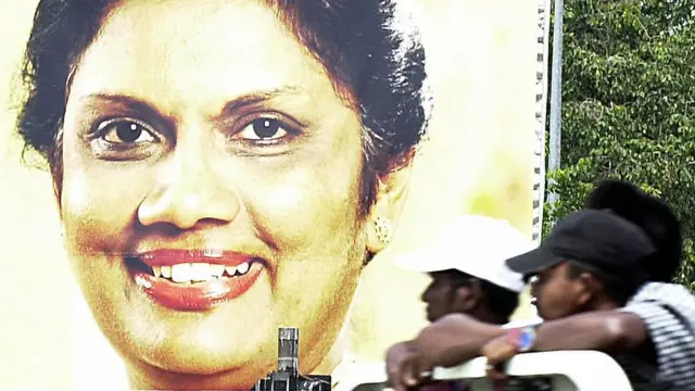 சந்திரிகா பண்டாரநாயக்க குமாரதுங்கவின் பதாகை