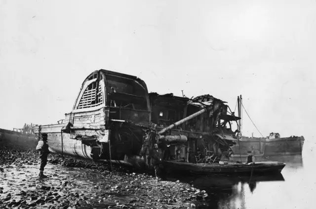 调查工作包括检查"爱丽丝公主号"的残骸。