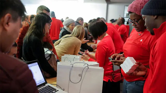 Funcionariosgalera.bet pagauma loja da Applegalera.bet pagaNova York trabalhando durante a Black Friday