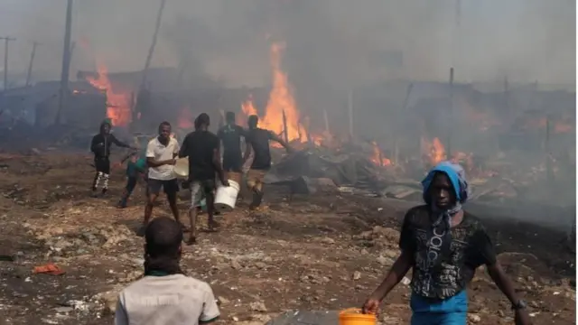 Ọkụ ọgbụgba n'ọgbọ osisi Ebute Meta