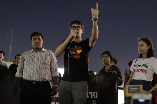 กลุ่มฟื้นฟูประชาธิปไตย