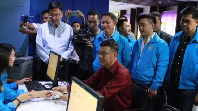 สมชัย ศรีสุทธิยากร