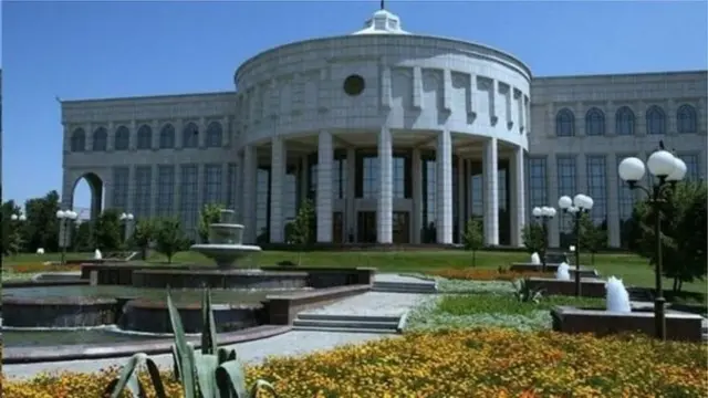 Өзбекстанда 4-декабрда боло турган президенттик шайлоого 600 дөн ашуун эл аралык байкоочулар көз салат