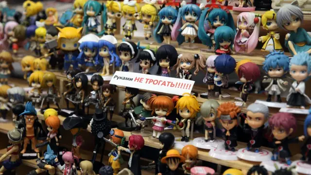 Экспозиция фигурок аниме