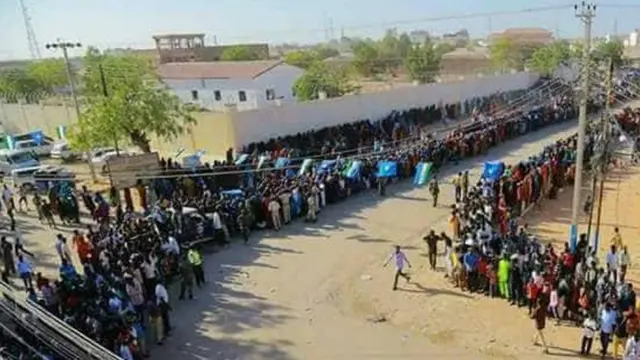 Dadweyne waddada hareeraheeda tuban