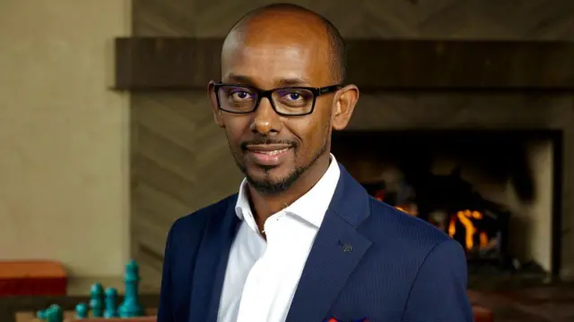 ኣዳላውን ኣቕራብን ቴክ ቶክ ሰለሞን ካሳ