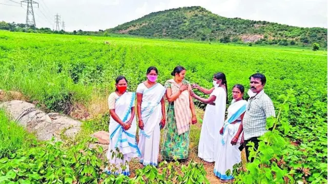 కేటీఆర్ ట్వీట్ చేసిన రెండో ఫొటో