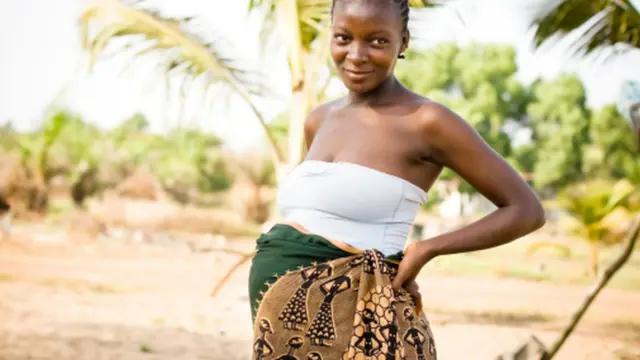 Femme africaine enceinte