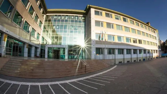 Istək liseyinin Bakıda Nərimanov metro stansiyasının yaxınlığında yerləşən kampusu