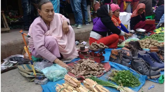 इंफाल का बाज़ार