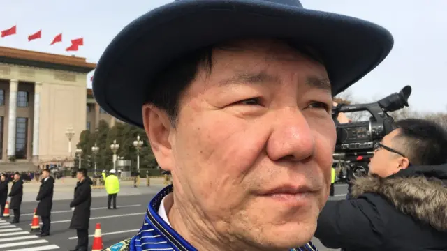 Qi Batu头顶毡帽的奇巴图来自内蒙