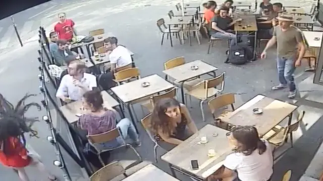 Marie Laguerre'e tokat atılması