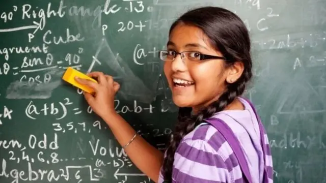 மாணவிகள்