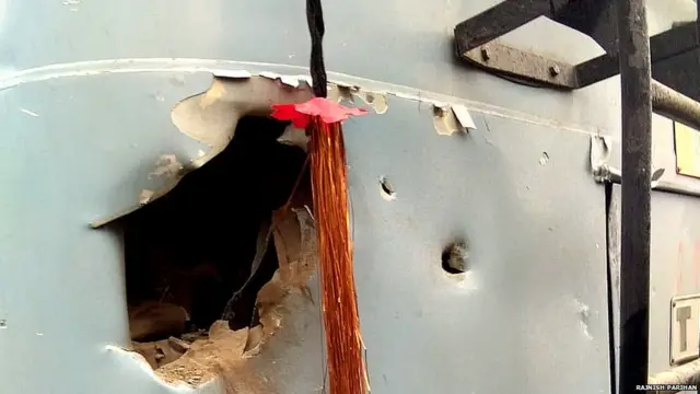 ਕਸ਼ਮੀਰ ਬੰਬ ਧਮਾਕਾ