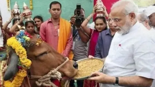 नरेंद्र मोदी