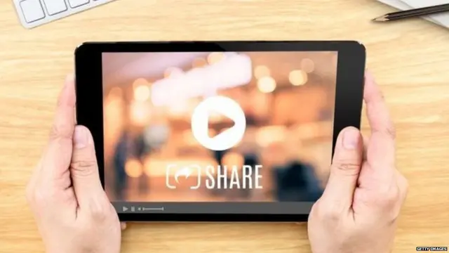 ਟ੍ਰੈਕਸ਼ਨ