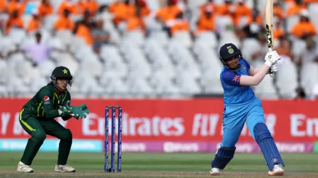 ક્રિકેટ