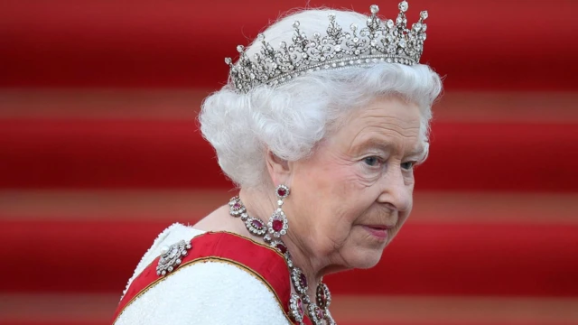 В специальном обращении к нации в апреле 2020 года королева Елизавета II подчеркнула важность самодисциплины и выдержки во времена пандемии коронавируса