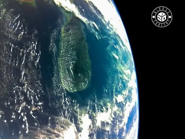 ශ්‍රී ලංකාව දිස්වන අයුරු