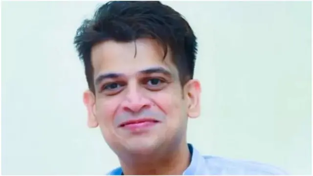 युवा सेनेचे नेते राहुल कनाल हे पर्यावरण मंत्री आदित्य ठाकरे यांचे निकटवर्तीय मानले जातात.