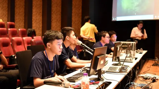 การทำงานในห้องปฏิบัติการภาคพื้นดินที่ มจพ.