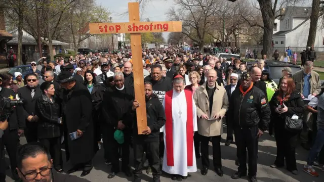 Protesto contra a violênciasite de aposta seguroChicago,site de aposta seguroabril